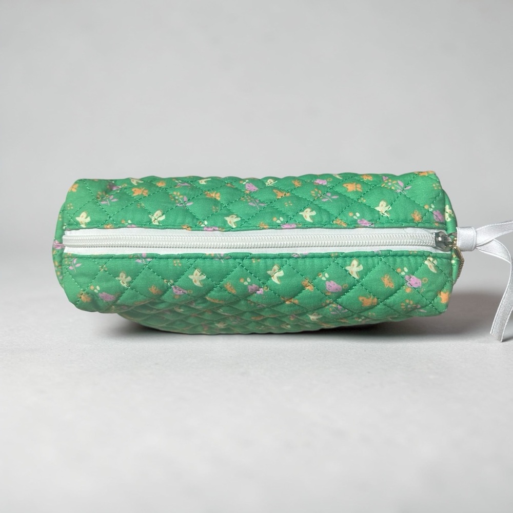 Green Quilted Floral Cosmetic Pouch NWT - Picture 5 of 6